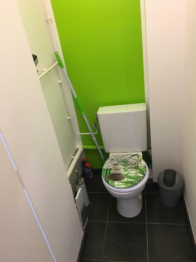 Appartement Deux Chambres Salon Parking Rouen Kindarena Buitenkant foto